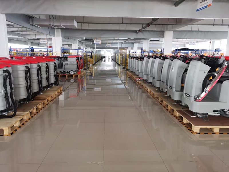 Floor Scrubber Maintenance Essentials: 7 Tips to Extend Equipment Life