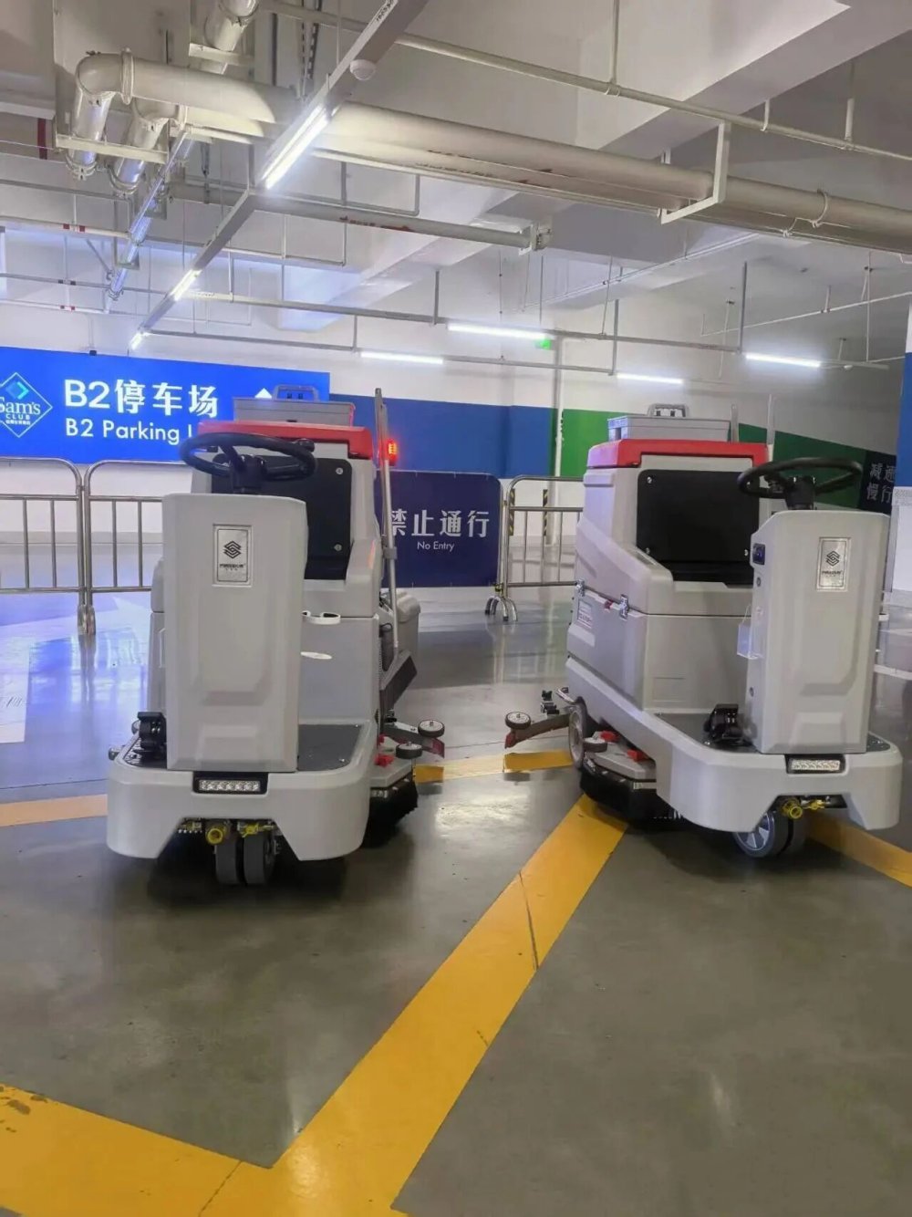 [Successful Delivery] 40,000㎡ of clean protection! Sam's Club's underground parking garage welcomes the powerful XJ760 floor scrubber.